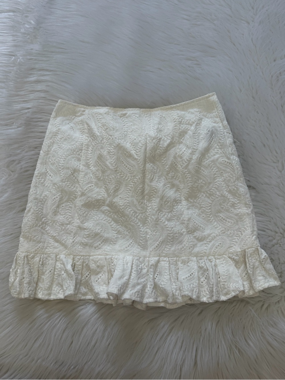 SHEIN White Eyelet Ruffle Hem Skirt Sz S
